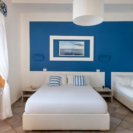 Da Nino Sul Mare Filicudi فندق مبيت وإفطار Pecorini
