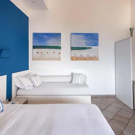 فندق مبيت وإفطار Da Nino Sul Mare Filicudi