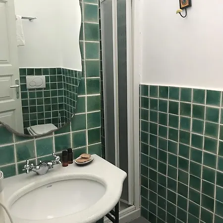 Da Nino Sul Mare Filicudi B&B Pecorini