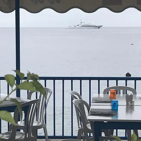 Da Nino Sul Mare Filicudi 4*